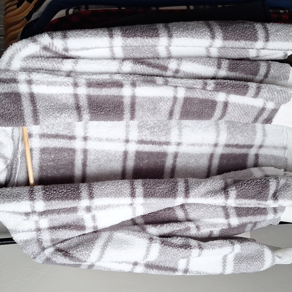 Cozy Plaid Sherpa Jacket